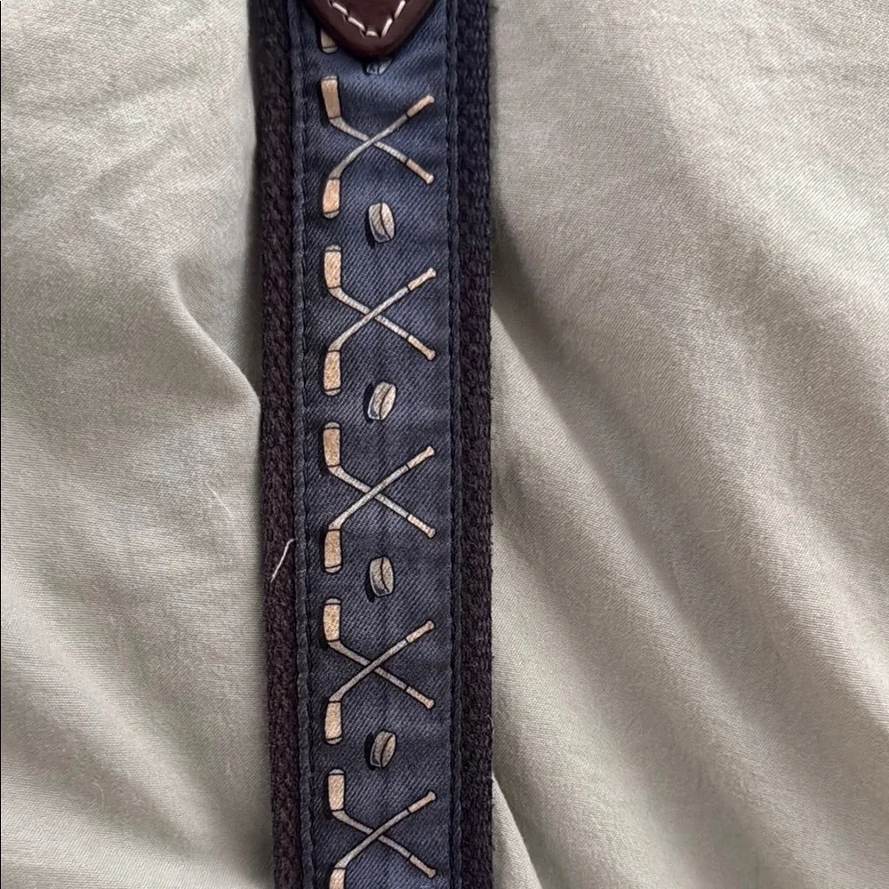 Stylish Navy Blue VINYARD VINES Men's Belt